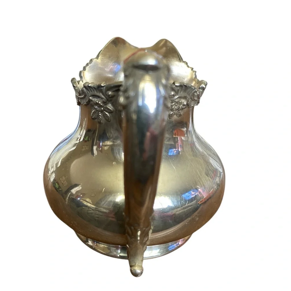 Vintage Reed & Barton silver plated creamer - Picture 2 of 6